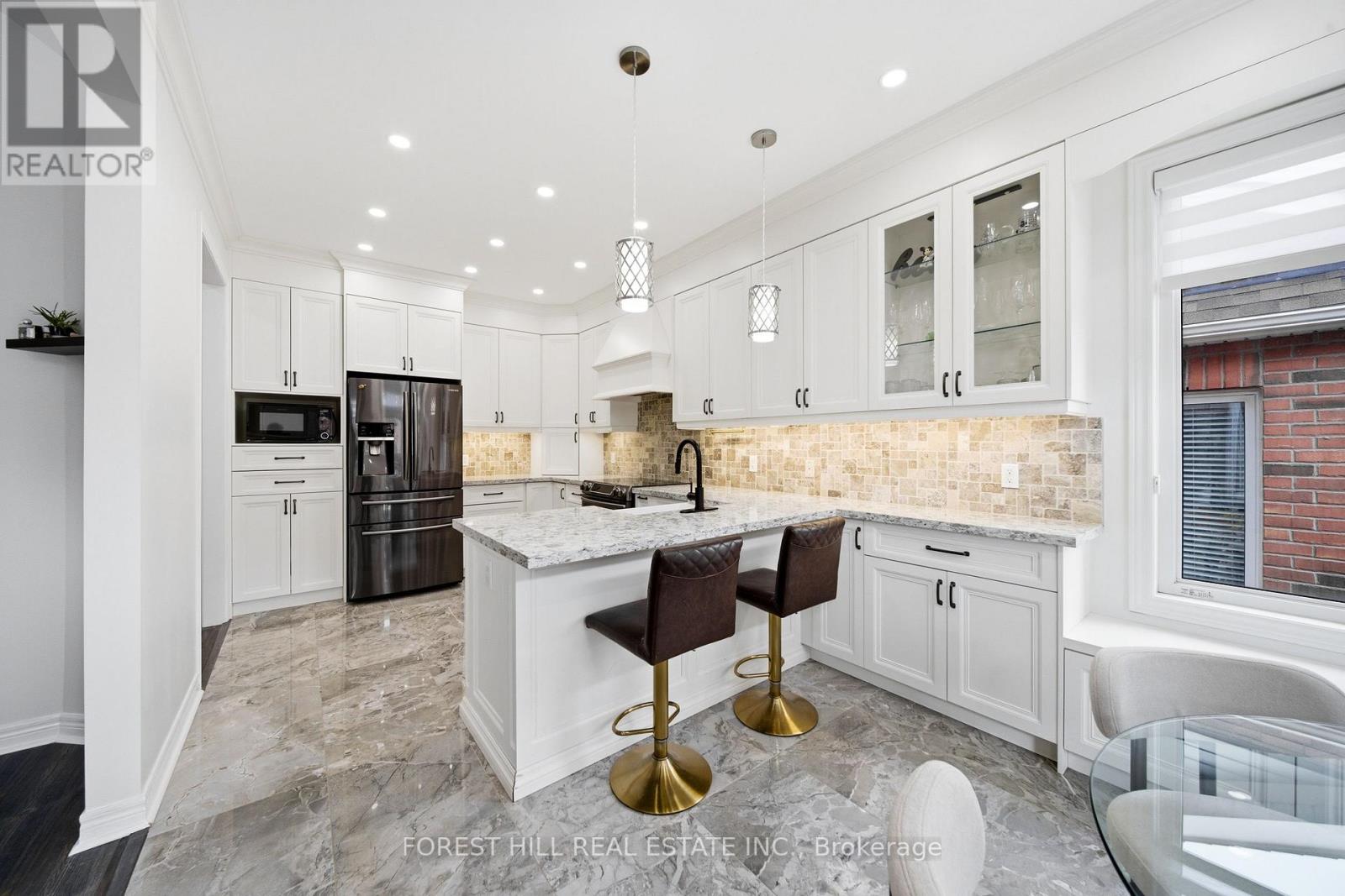 43 Milligan Street, Bradford West Gwillimbury, Ontario  L3Z 0A5 - Photo 10 - N13030960