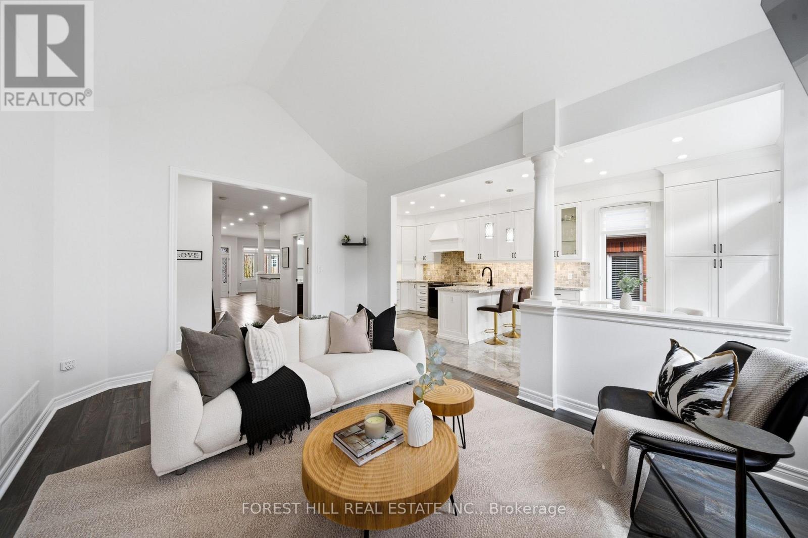 43 Milligan Street, Bradford West Gwillimbury, Ontario  L3Z 0A5 - Photo 8 - N13030960