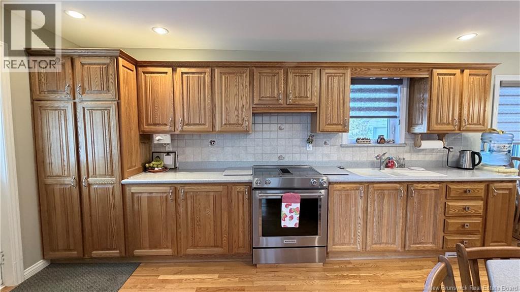 410 Tobique Street, Grand-Sault/grand Falls, New Brunswick  E3Y 1B1 - Photo 3 - NB137715