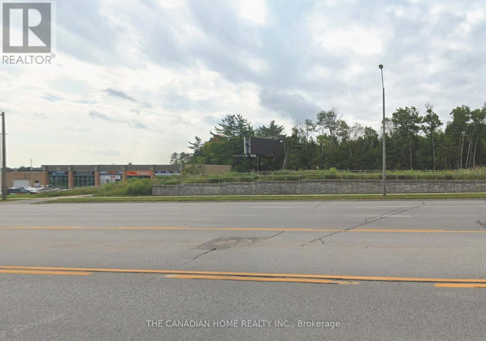 207 Mapleview Drive E, Barrie, Ontario  L4N 9E8 - Photo 3 - S13030948