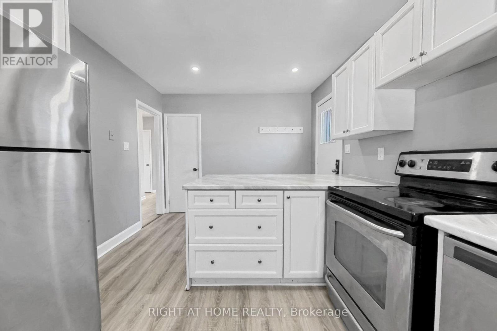 19 Alfred Street W, Barrie, Ontario  L4N 3L9 - Photo 13 - S13030952