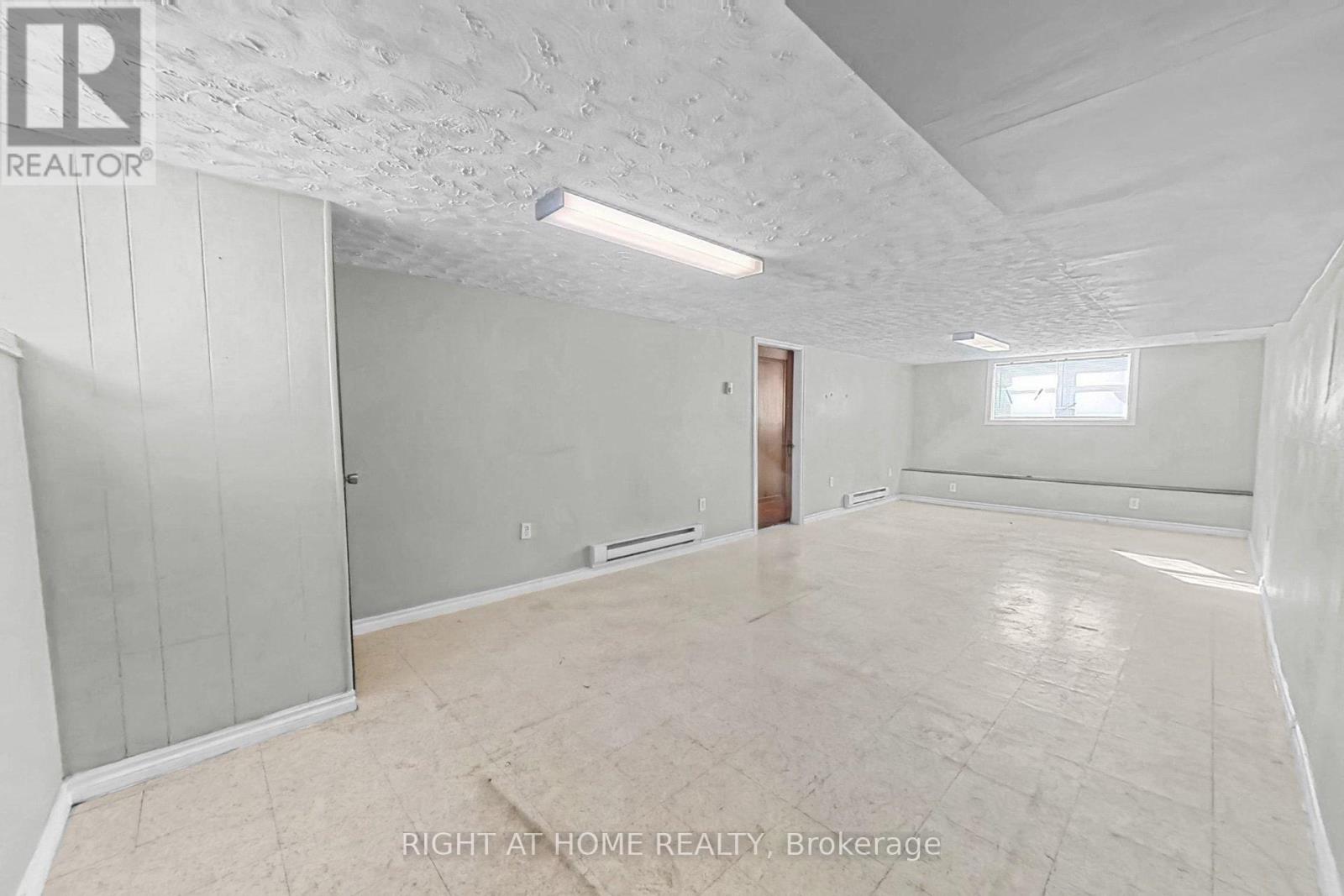 19 Alfred Street W, Barrie, Ontario  L4N 3L9 - Photo 26 - S13030952