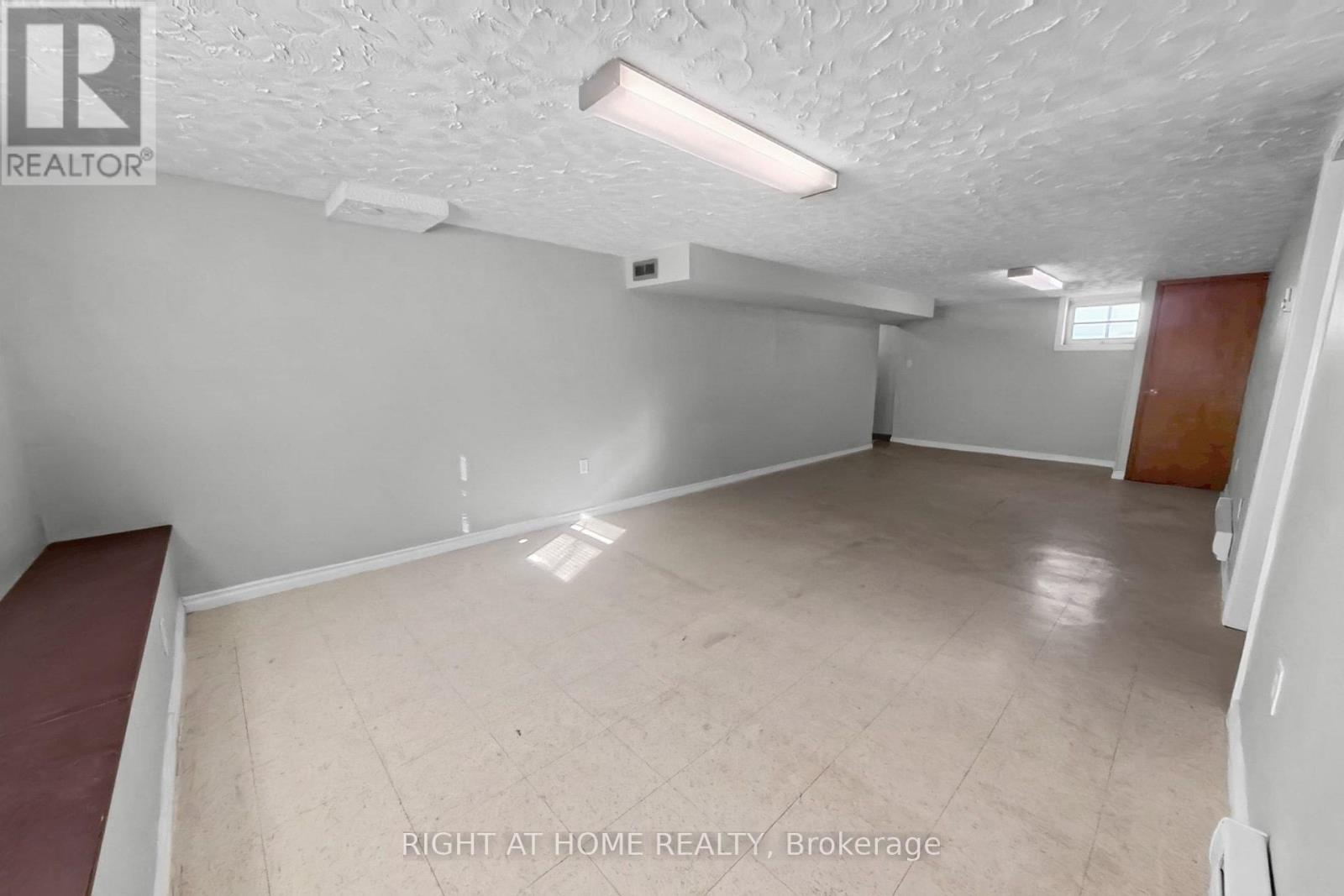 19 Alfred Street W, Barrie, Ontario  L4N 3L9 - Photo 28 - S13030952