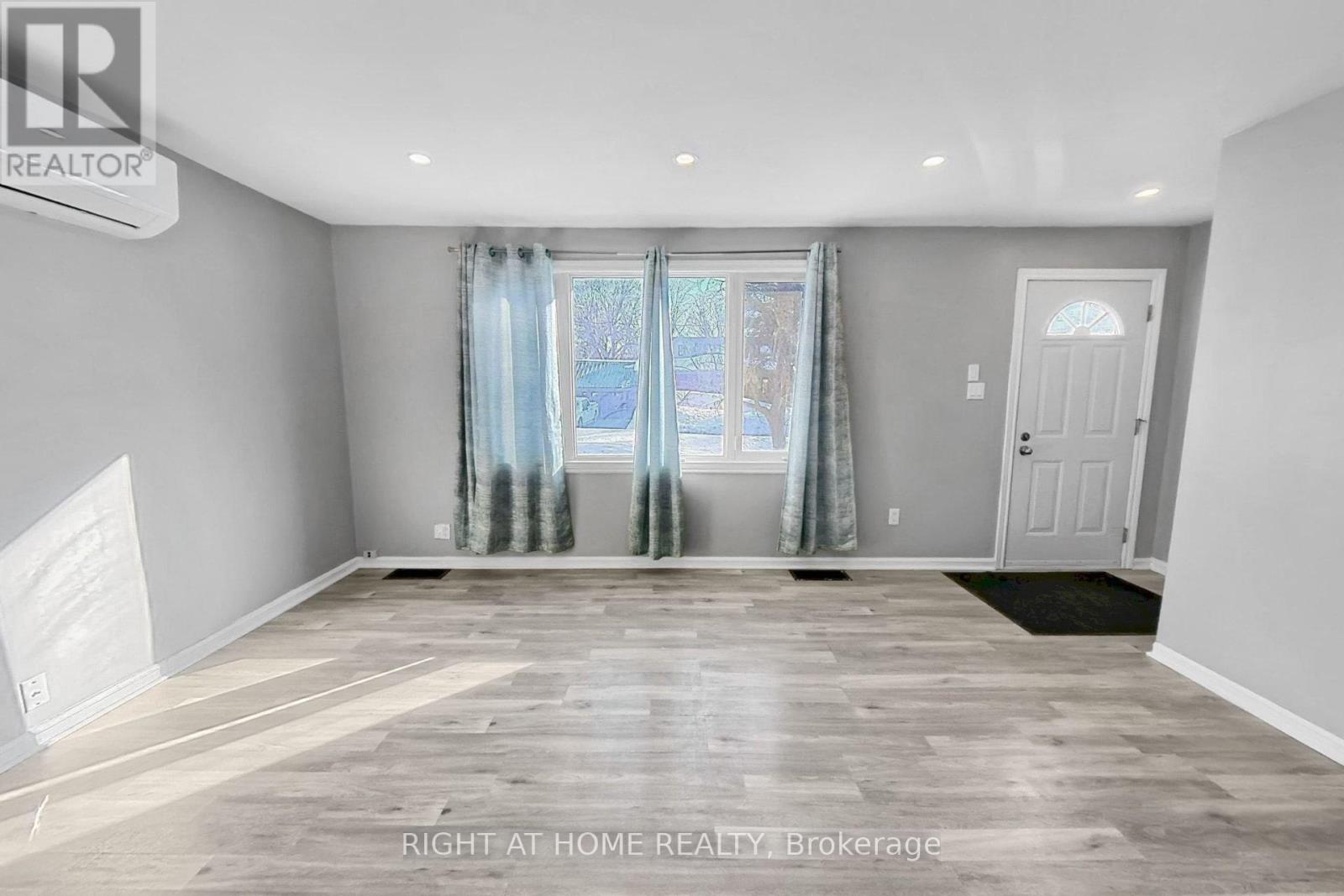 19 Alfred Street W, Barrie, Ontario  L4N 3L9 - Photo 6 - S13030952