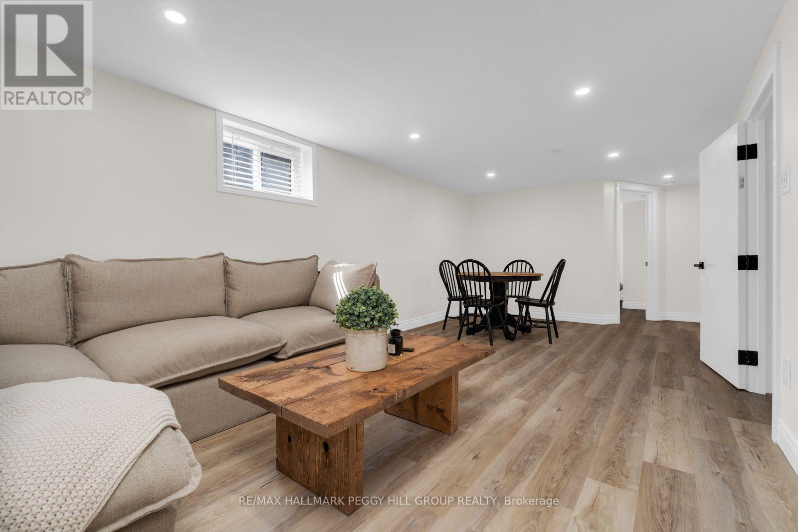 22 Agnes Street, Barrie, Ontario  L4M 2S2 - Photo 11 - S13031076