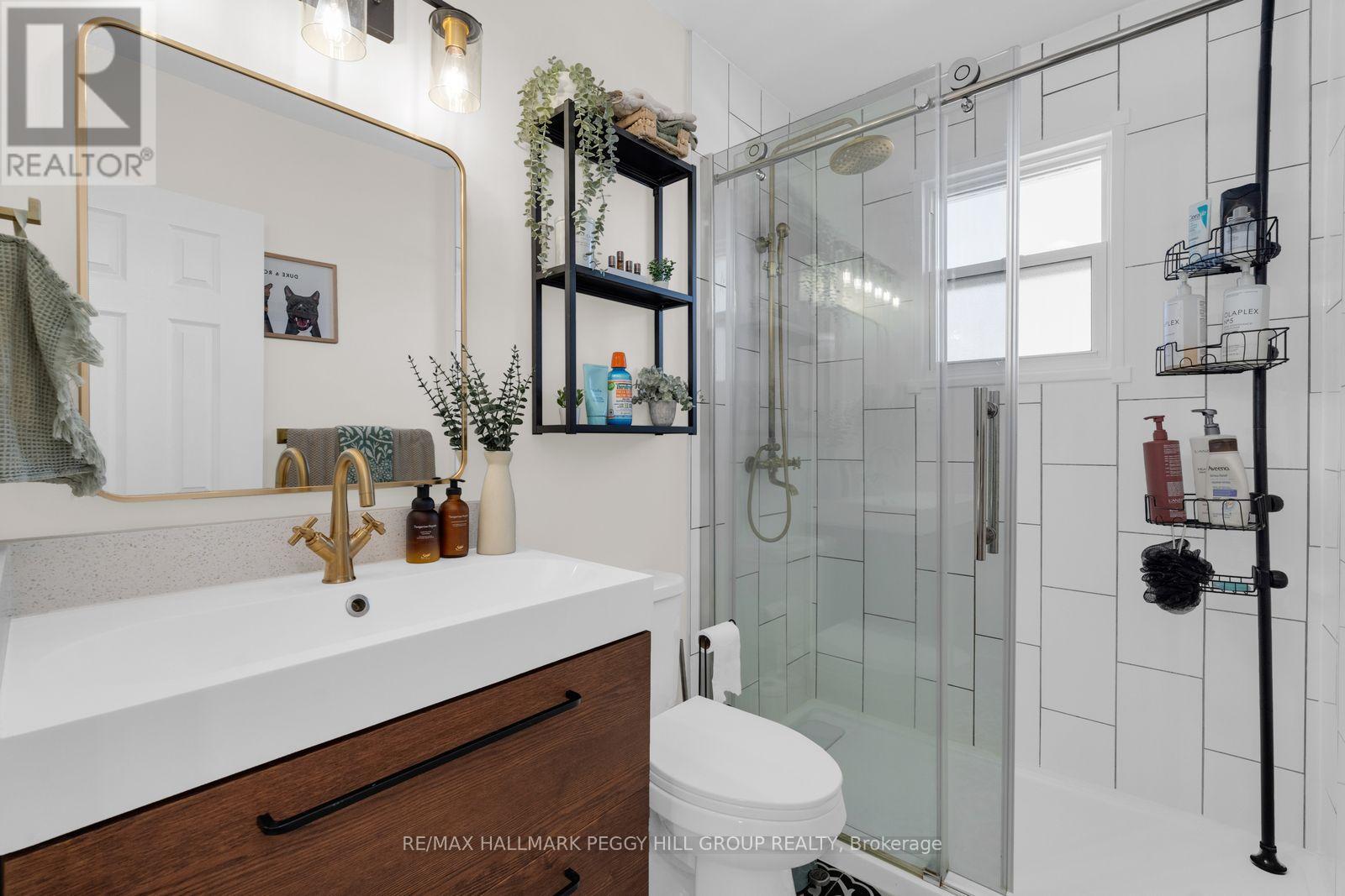 22 Agnes Street, Barrie, Ontario  L4M 2S2 - Photo 8 - S13031076