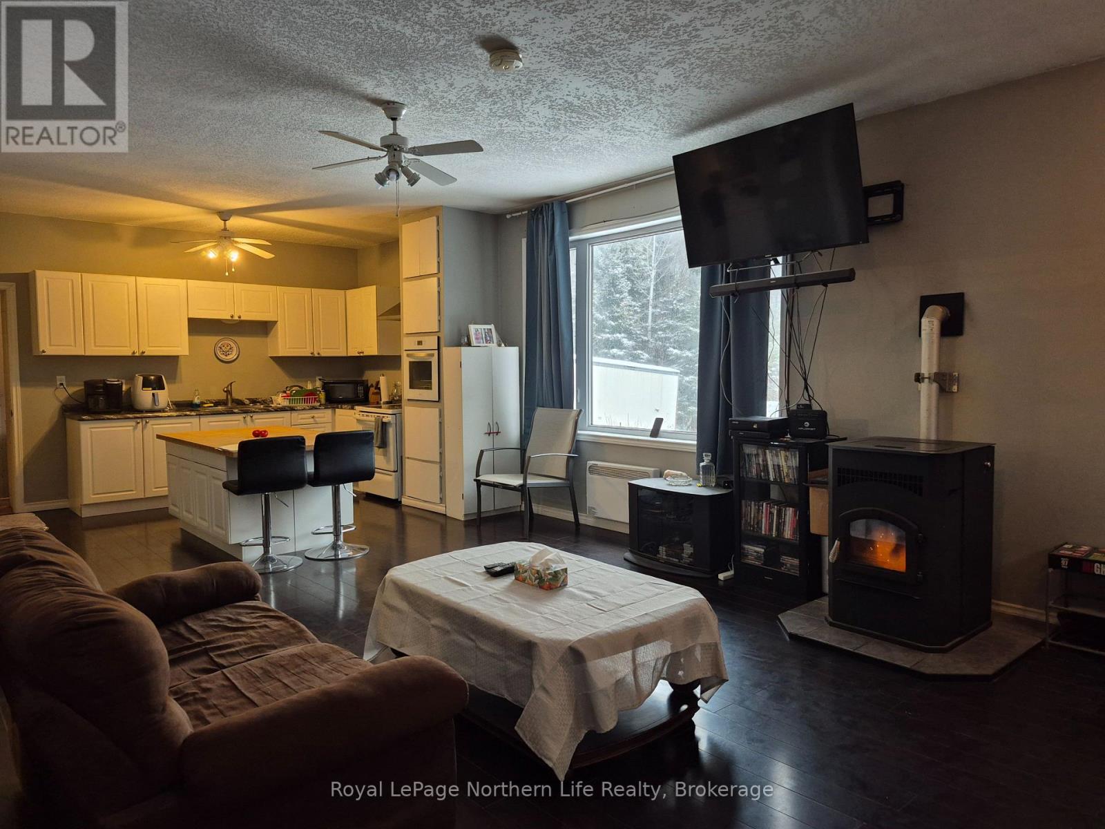 26 Arbutus Trail, Mattawan, Ontario  P0H 1V0 - Photo 4 - X12900696