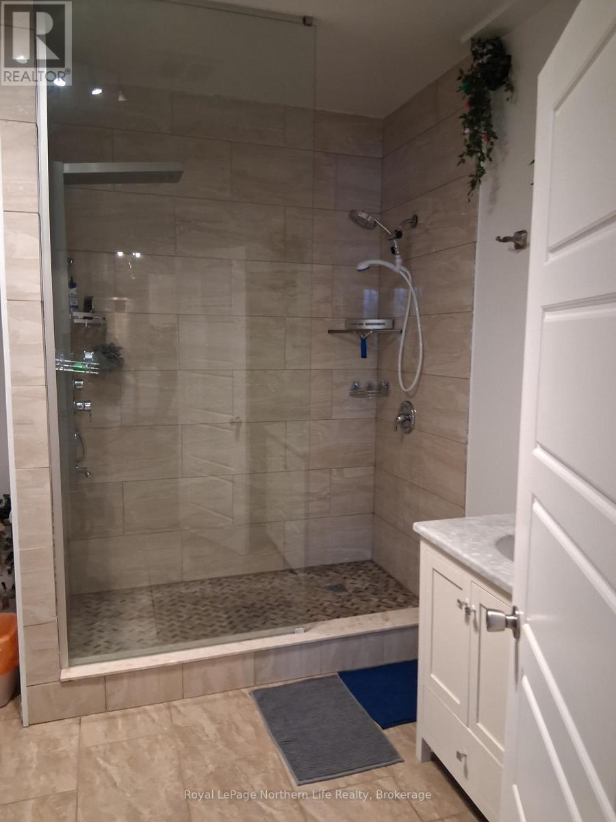 26 Arbutus Trail, Mattawan, Ontario  P0H 1V0 - Photo 9 - X12900696