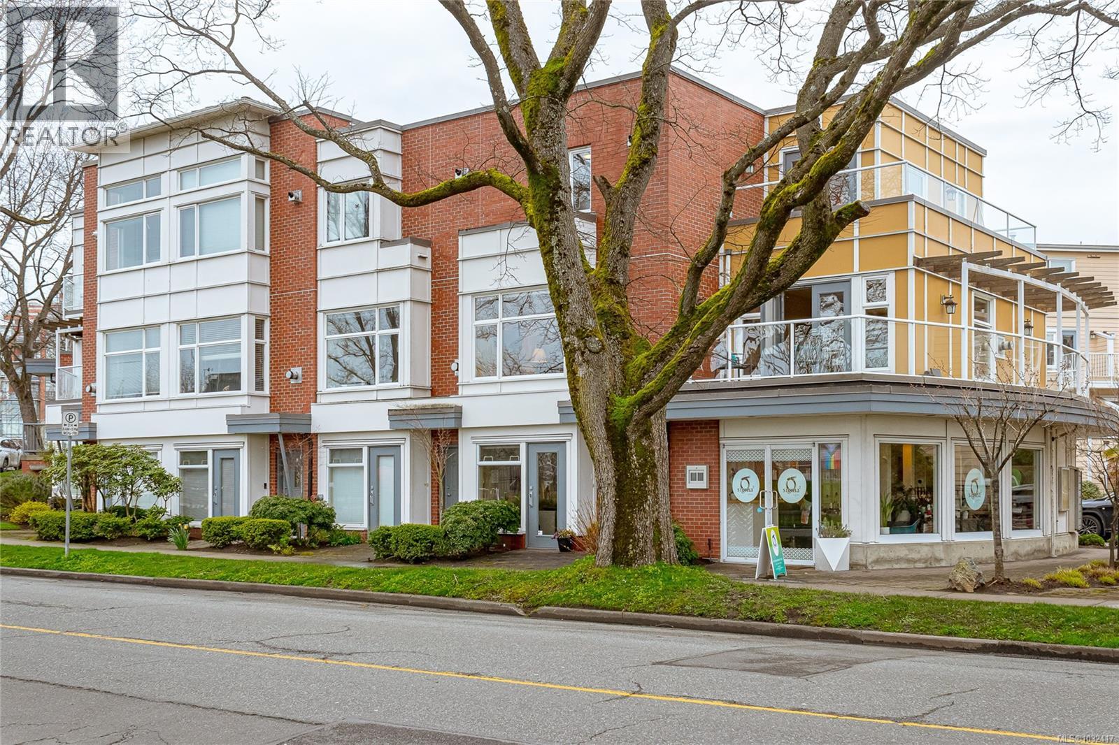 6 60 Dallas Rd, Victoria, British Columbia