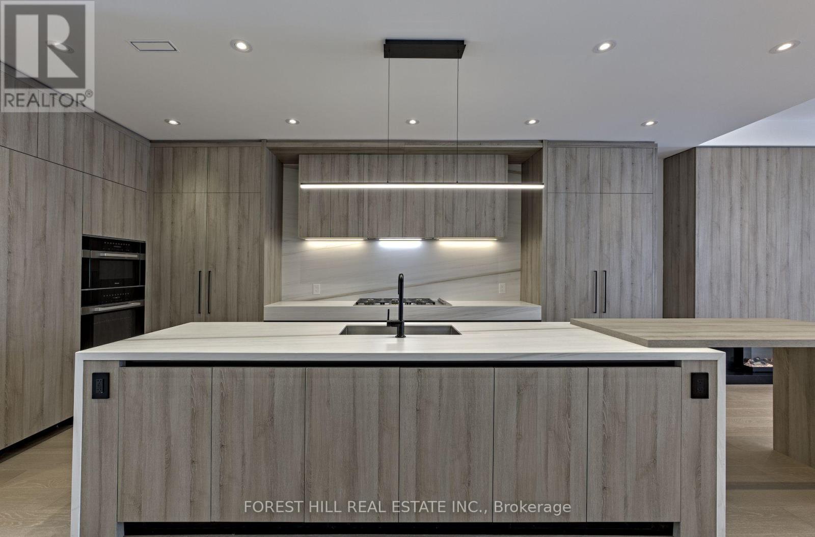 42 Cameron Avenue, Toronto, Ontario  M2N 1E1 - Photo 12 - C12943920