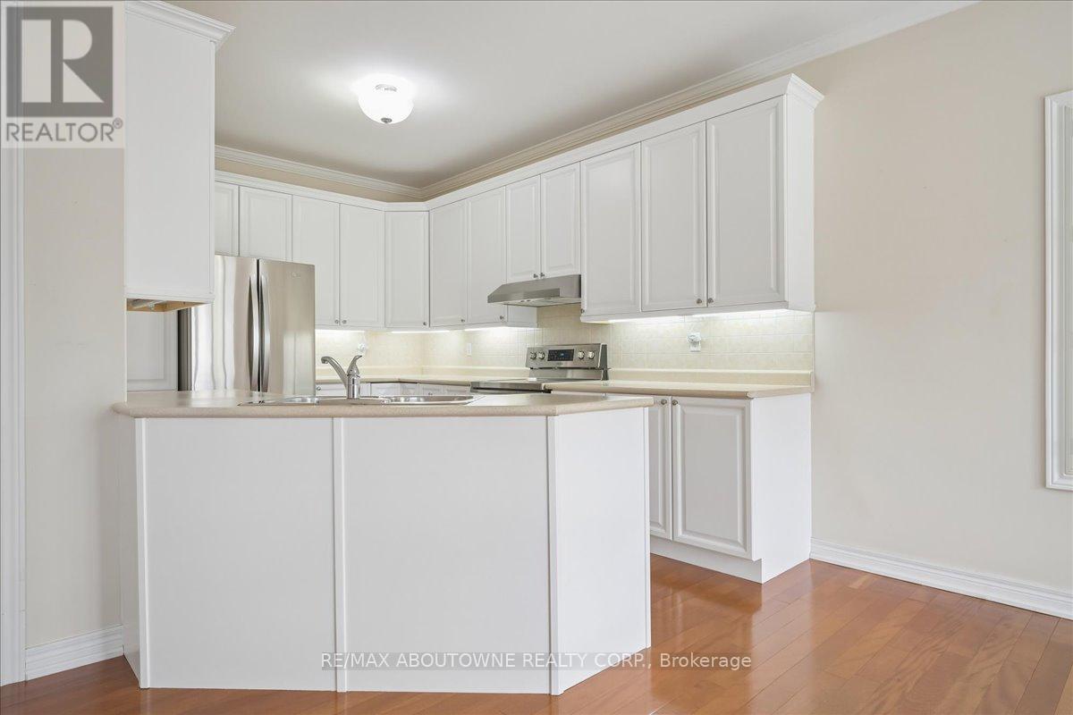 2348 Tesla Crescent, Oakville, Ontario  L6H 7T5 - Photo 25 - W13025960