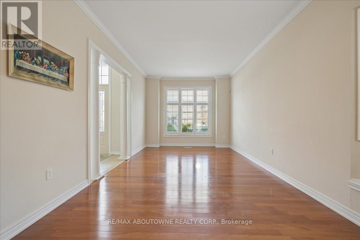 2348 Tesla Crescent, Oakville, Ontario  L6H 7T5 - Photo 8 - W13025960