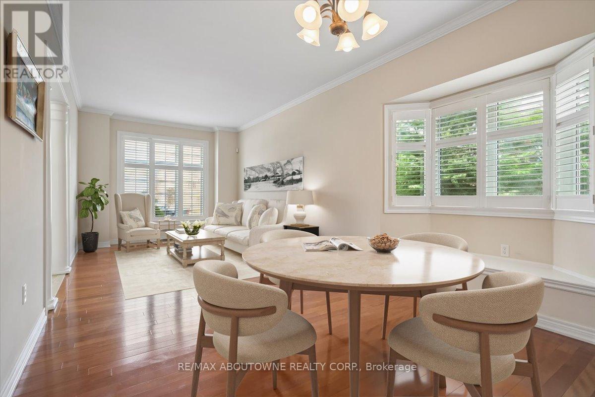 2348 Tesla Crescent, Oakville, Ontario  L6H 7T5 - Photo 5 - W13025960