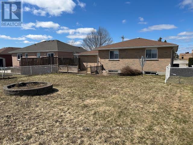 329 Mary Street W, Kawartha Lakes, Ontario  K9V 5X5 - Photo 31 - X12908810