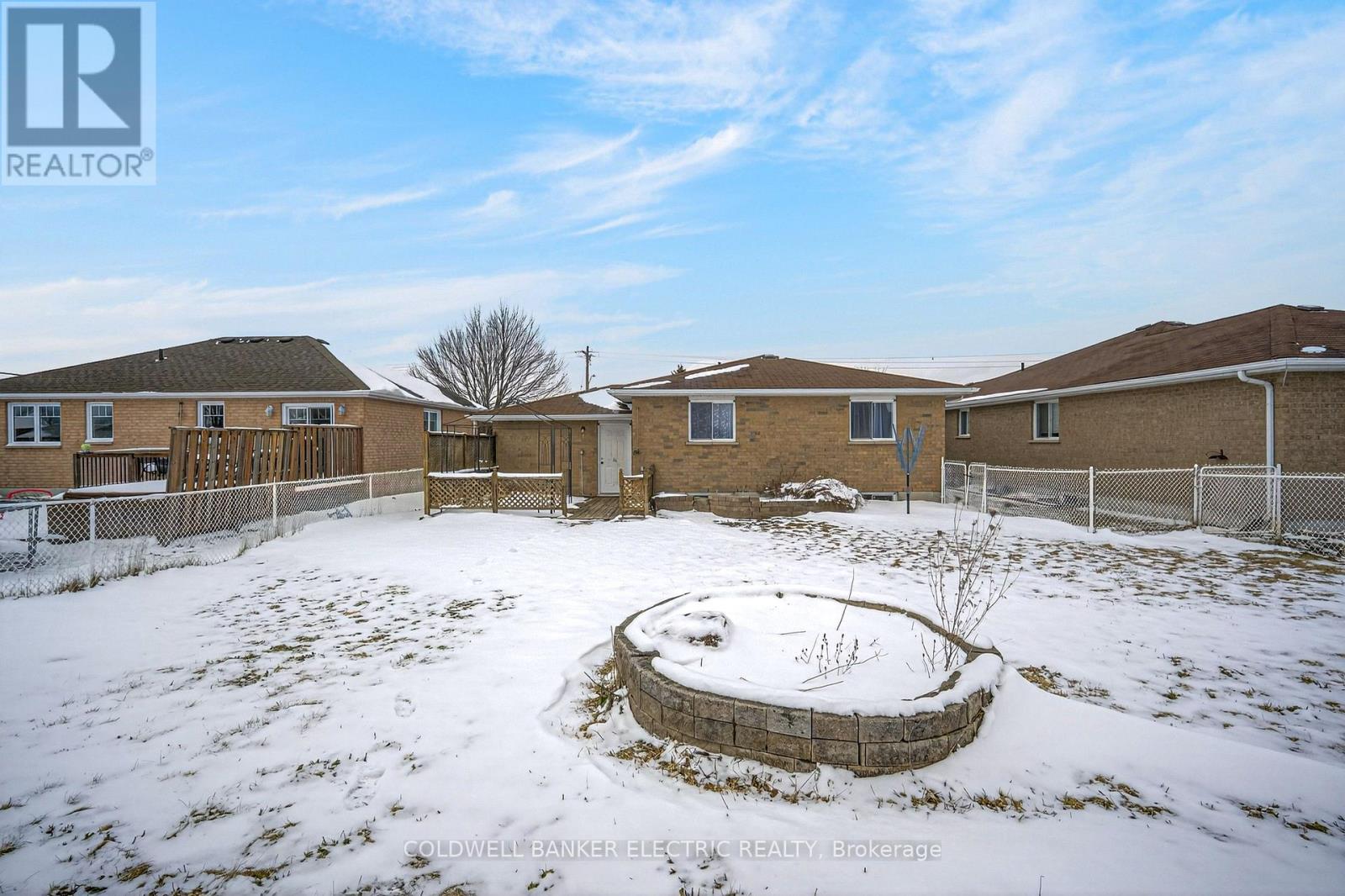 329 Mary Street W, Kawartha Lakes, Ontario  K9V 5X5 - Photo 34 - X12908810