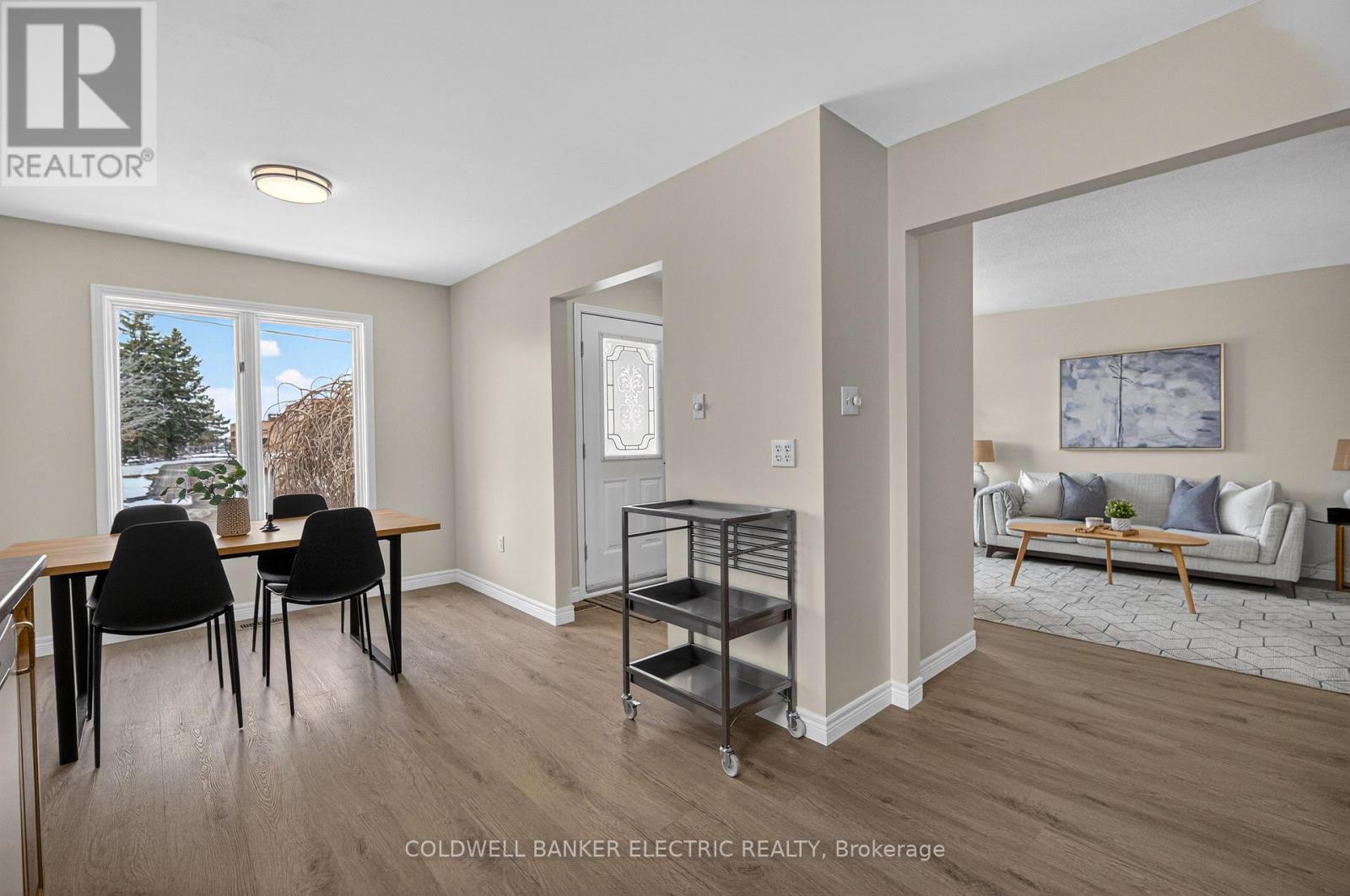 329 Mary Street W, Kawartha Lakes, Ontario  K9V 5X5 - Photo 7 - X12908810