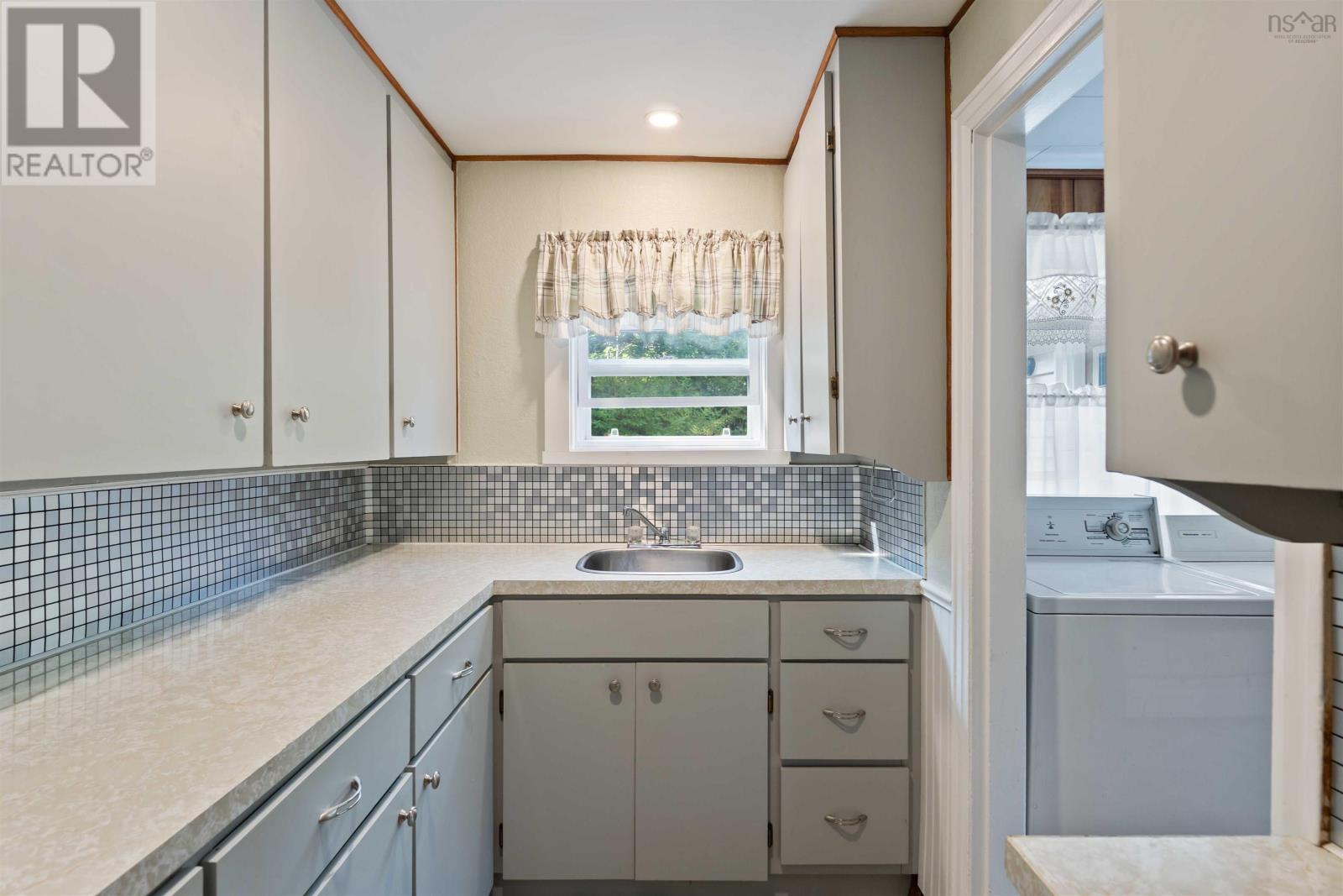 548 Lighthouse Road, Bay View, Nova Scotia  B0V 1A0 - Photo 16 - 202520420