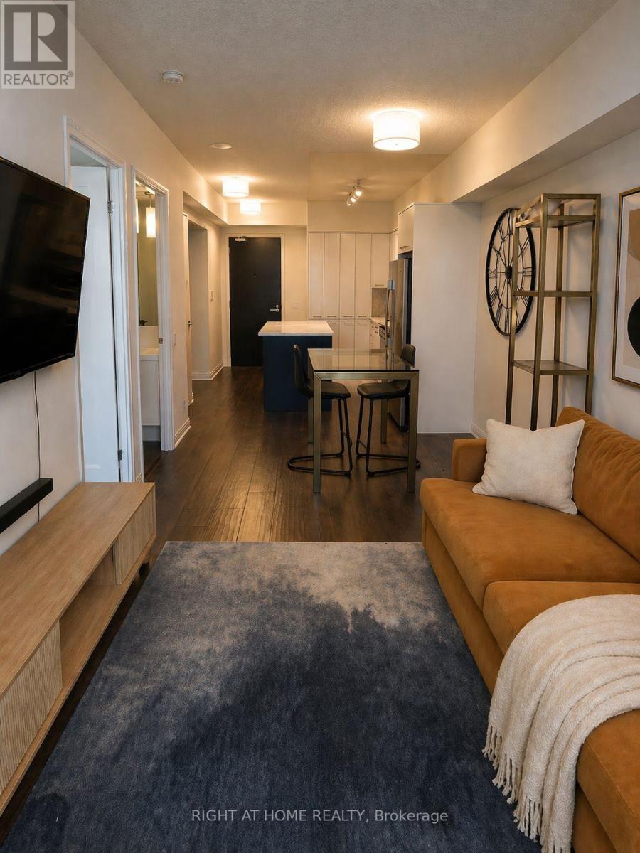 2709 - 5 Valhalla Inn Road, Toronto, Ontario  M9B 0B1 - Photo 6 - W13030824