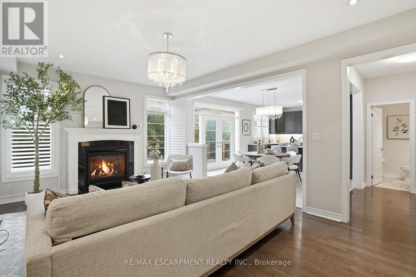 198 Jessie Caverhill Pass, Oakville, Ontario  L6M 0Z6 - Photo 14 - W13030860