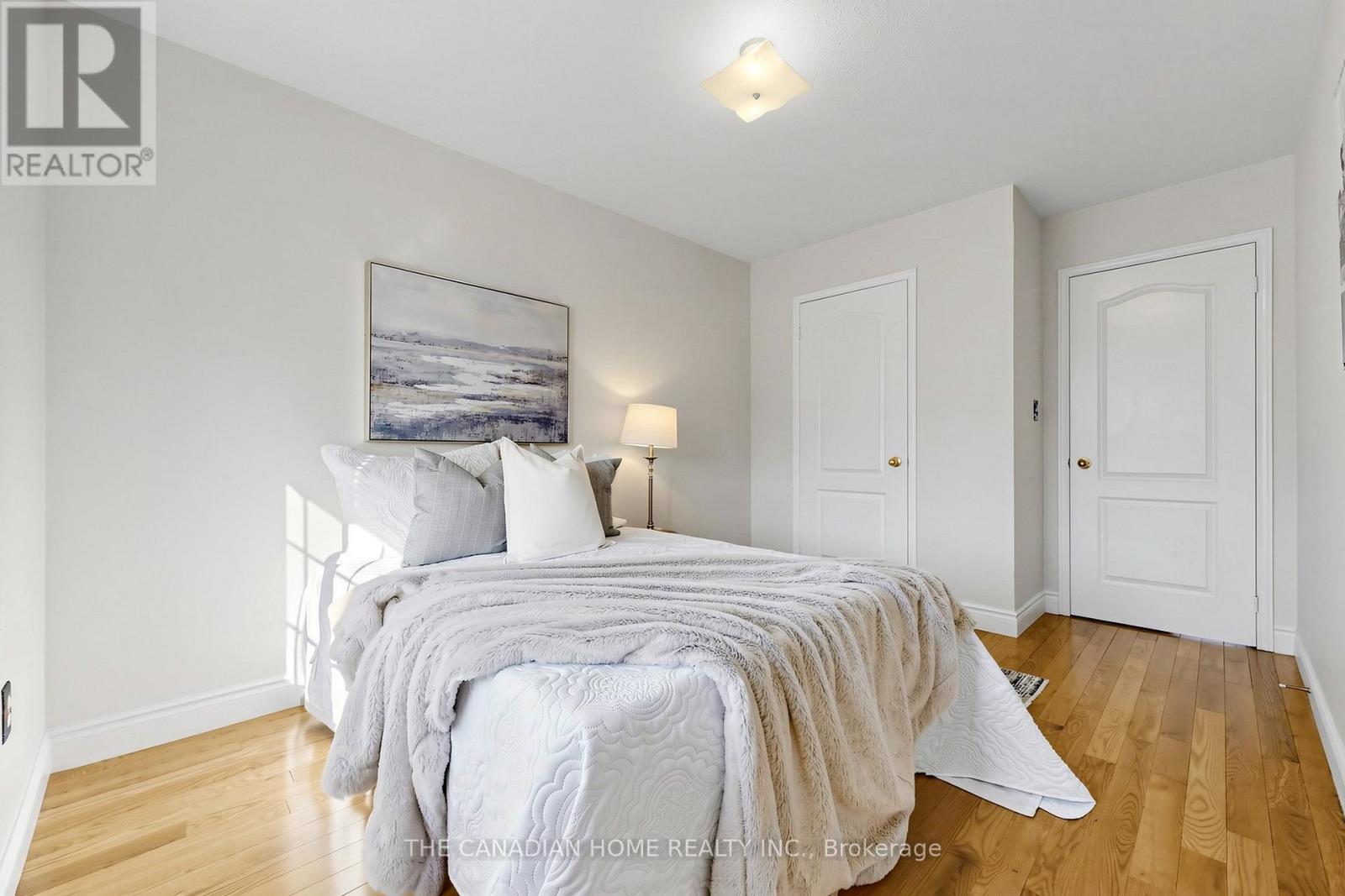 3470 Angel Pass Drive, Mississauga, Ontario  L5M 7N4 - Photo 19 - W13030866