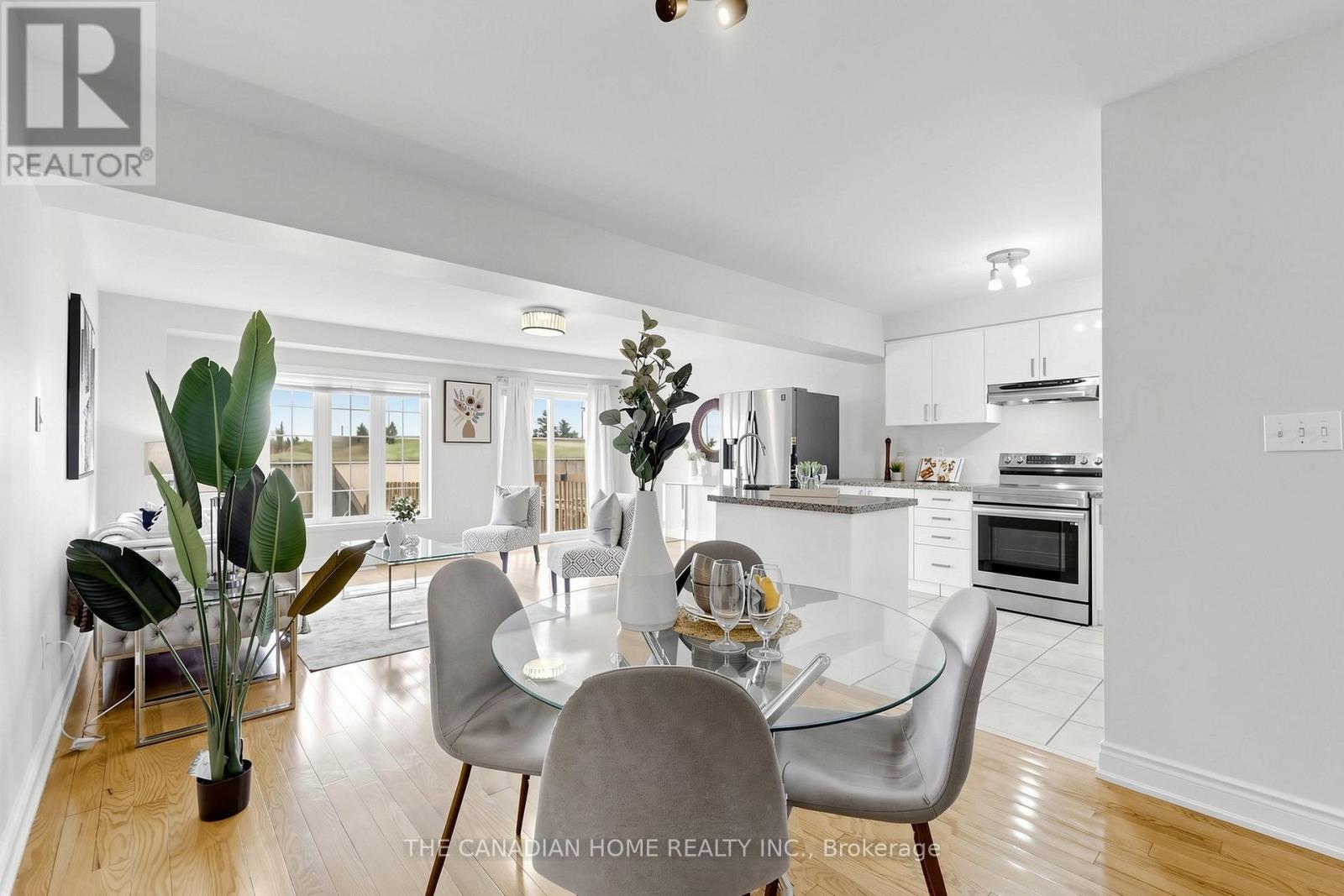 3470 Angel Pass Drive, Mississauga, Ontario  L5M 7N4 - Photo 8 - W13030866