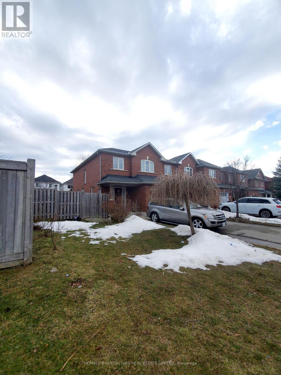 6096 Windfleet Crescent, Mississauga, Ontario  L5V 2Z6 - Photo 2 - W13030872