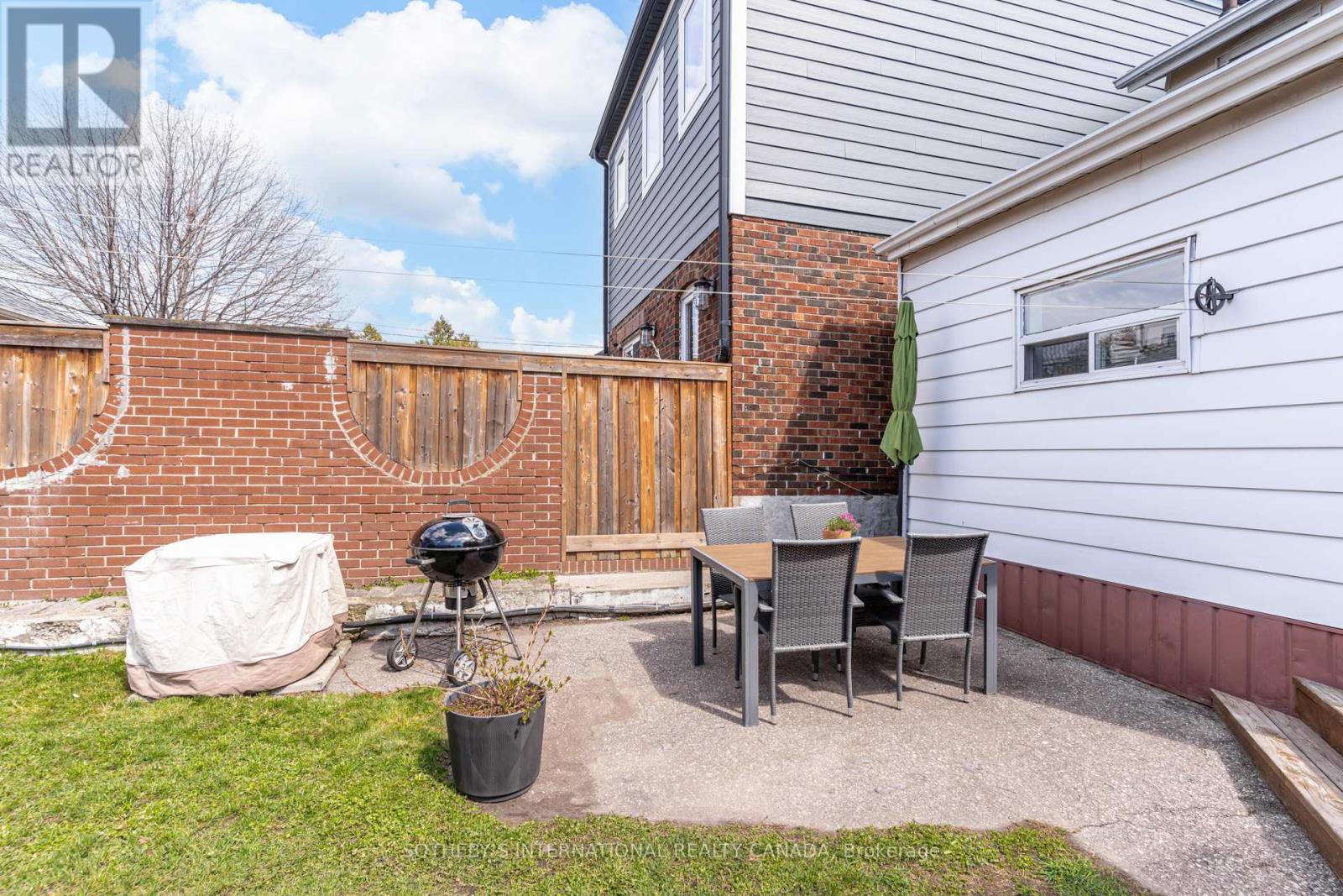 712 Willard Avenue, Toronto, Ontario  M6S 3S5 - Photo 36 - W13030882