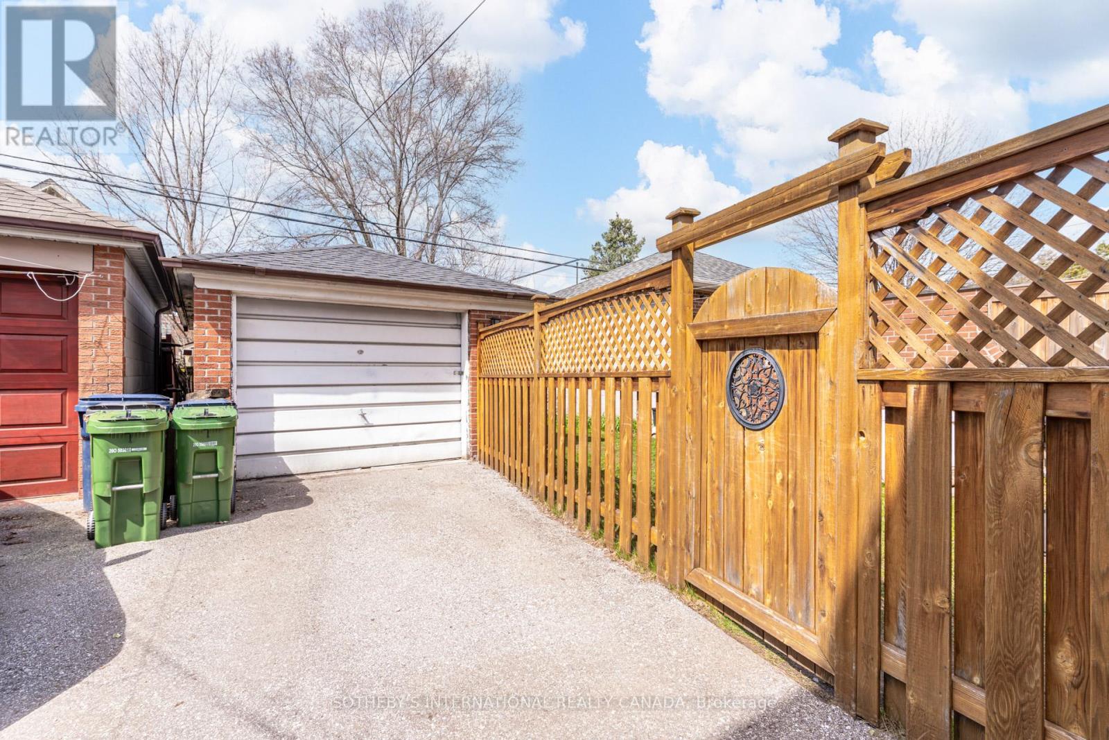 712 Willard Avenue, Toronto, Ontario  M6S 3S5 - Photo 39 - W13030882