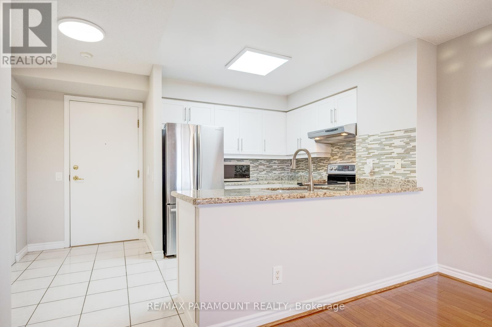 616 - 25 Kingsbridge Garden Circle, Mississauga, Ontario  L5R 4B1 - Photo 18 - W13030904