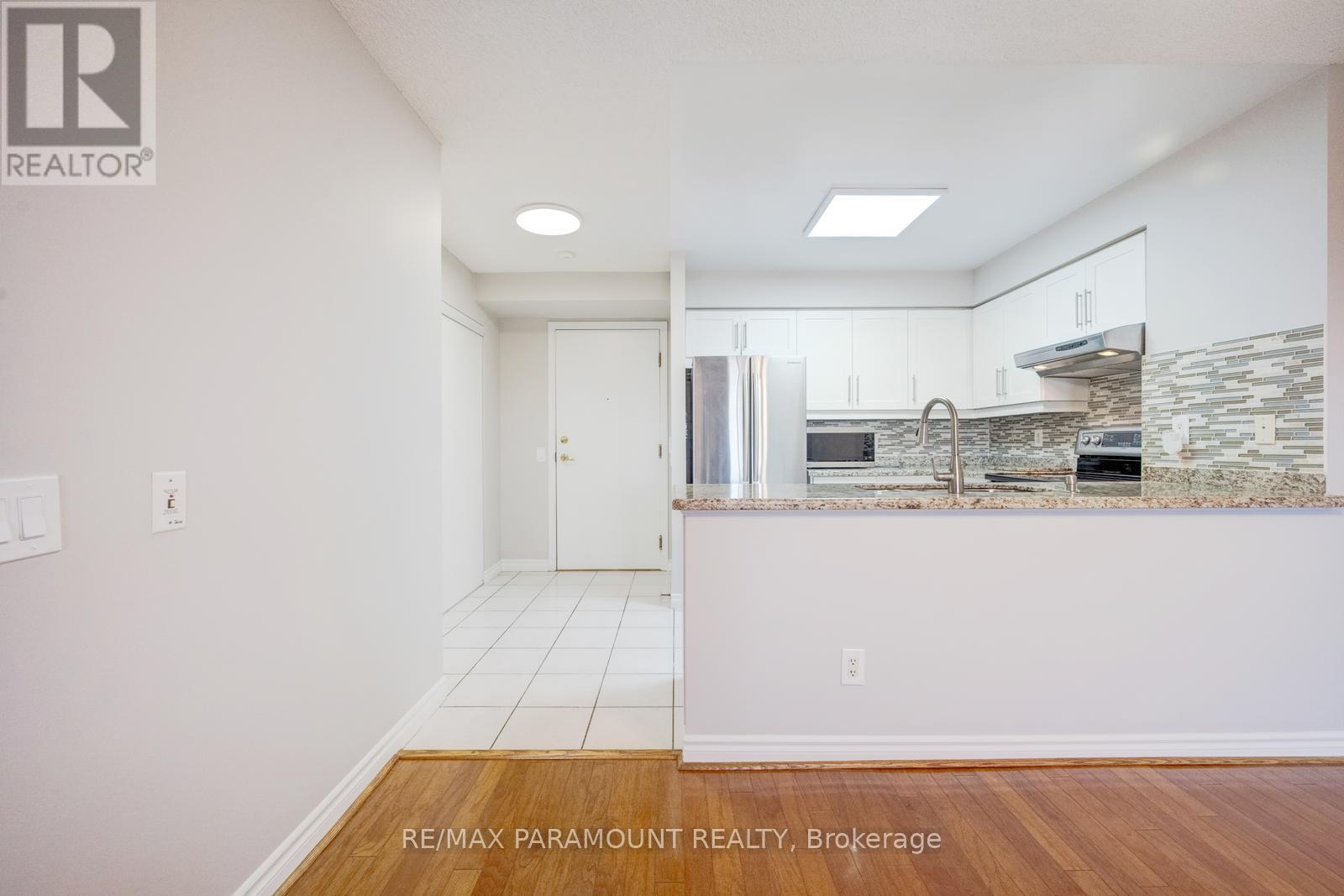 616 - 25 Kingsbridge Garden Circle, Mississauga, Ontario  L5R 4B1 - Photo 19 - W13030904