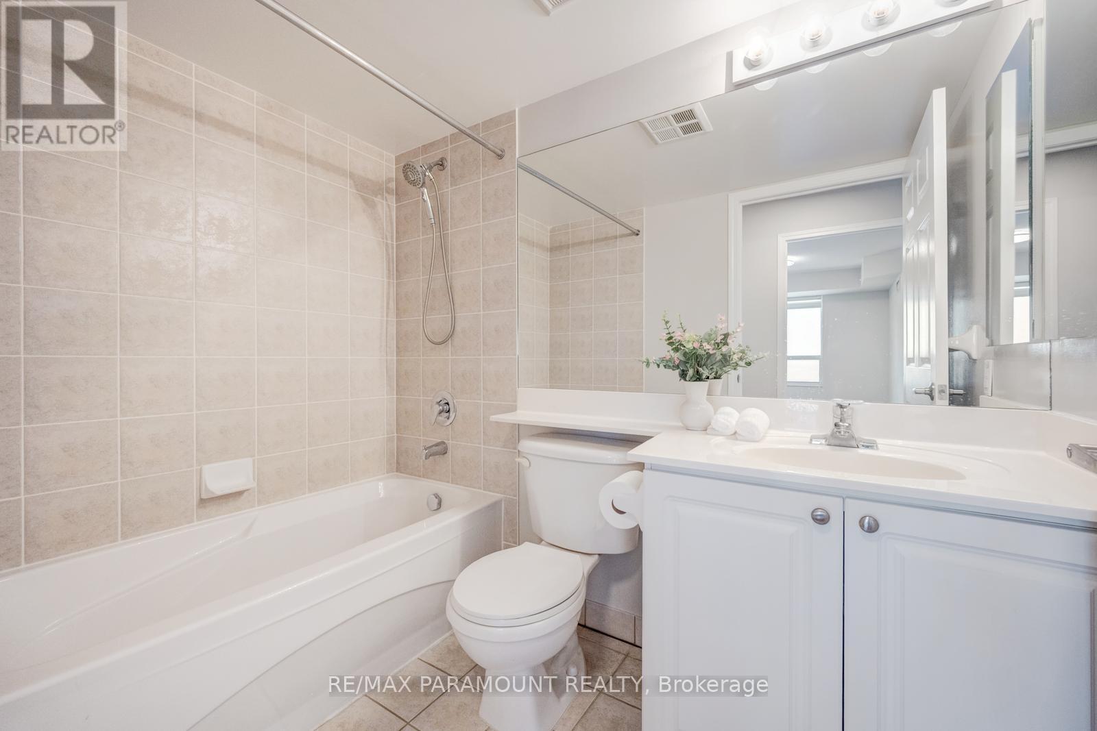 616 - 25 Kingsbridge Garden Circle, Mississauga, Ontario  L5R 4B1 - Photo 32 - W13030904