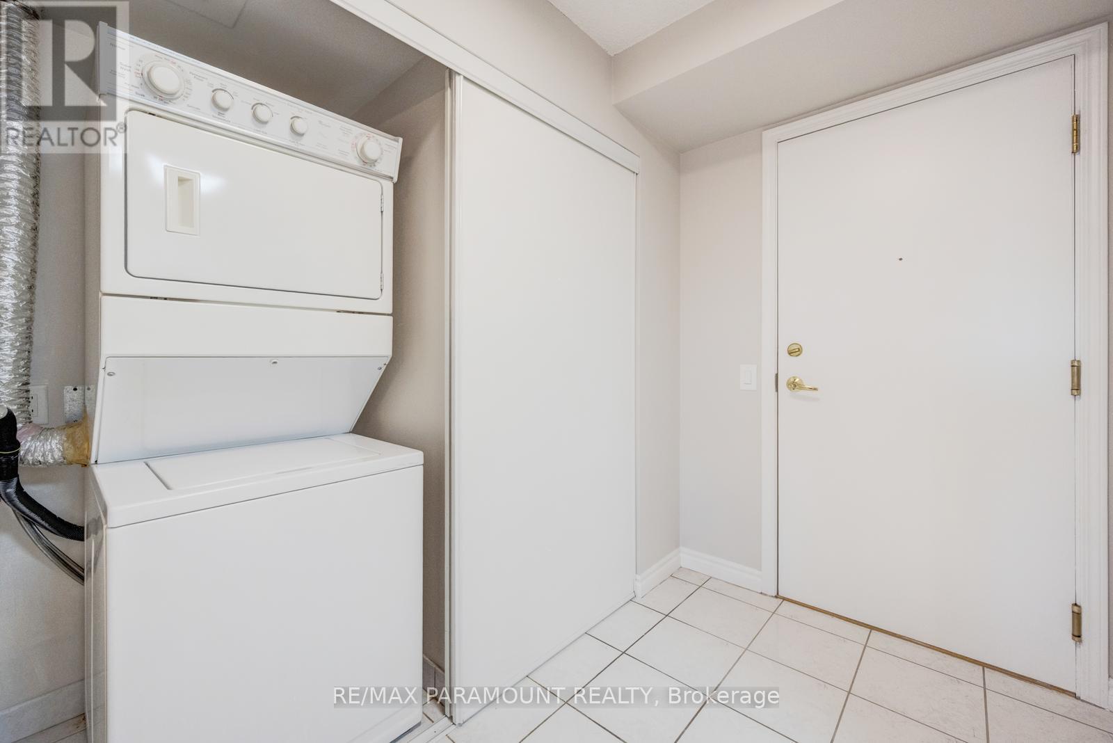 616 - 25 Kingsbridge Garden Circle, Mississauga, Ontario  L5R 4B1 - Photo 9 - W13030904