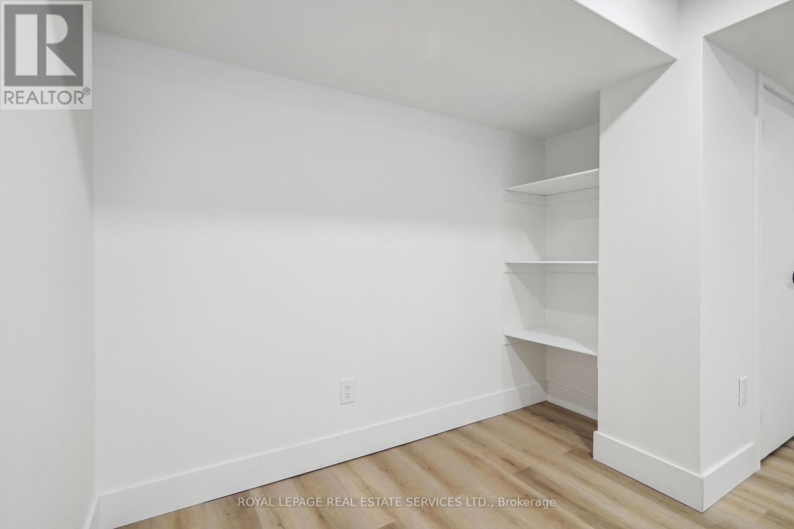 Suite B - 1 Yorkview Drive, Toronto, Ontario  M8Z 2E7 - Photo 7 - W13030926