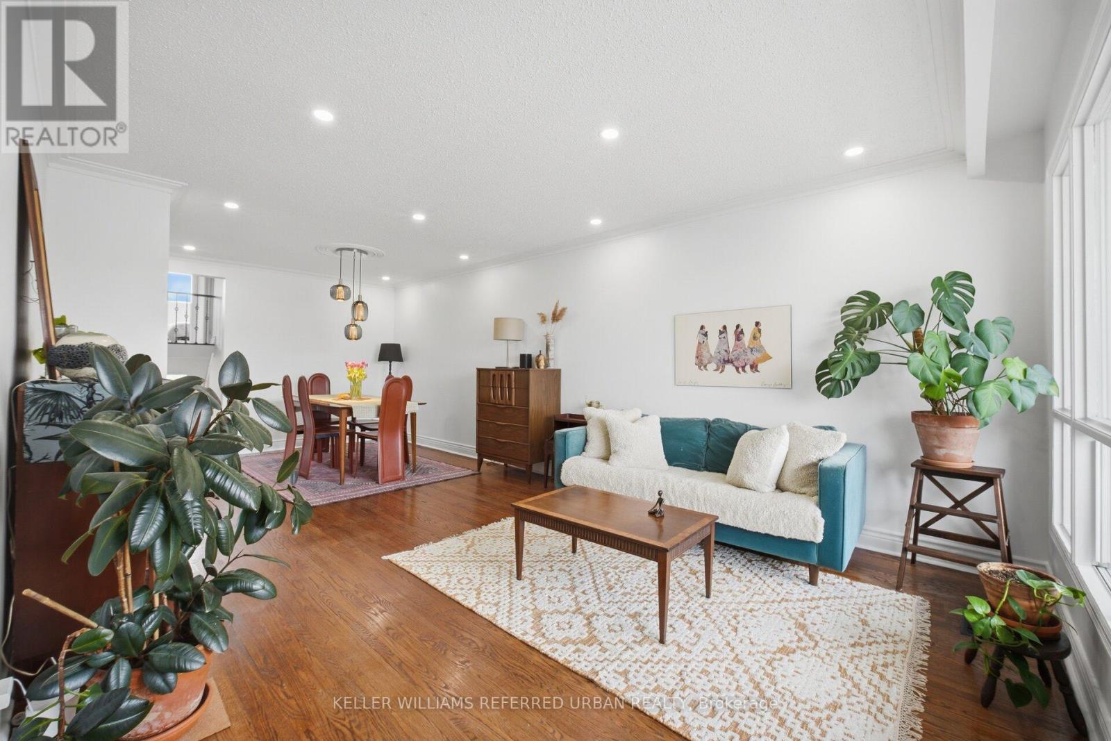 4135 Dunmow Crescent, Mississauga, Ontario  L4Z 1E1 - Photo 4 - W13030940