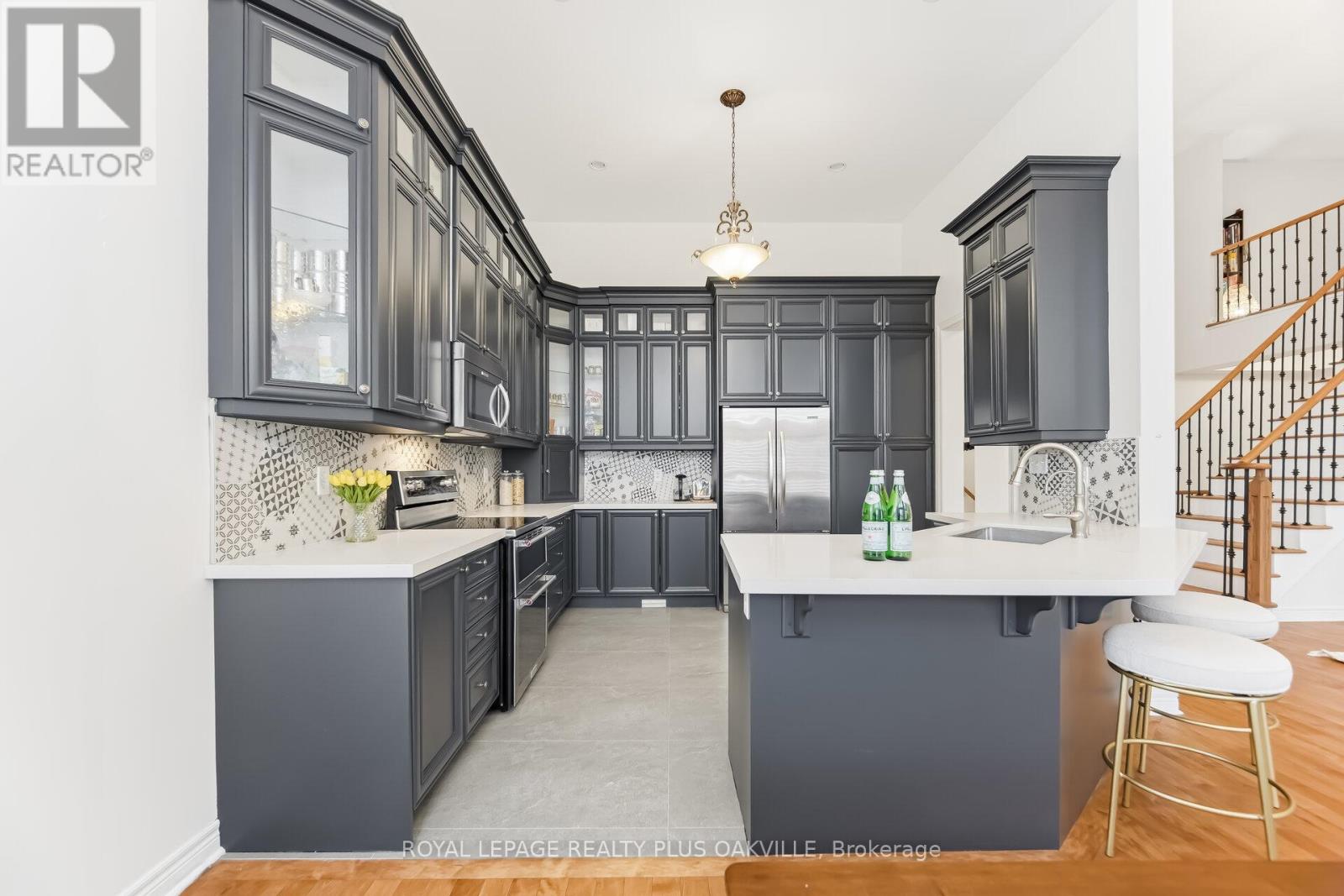 3409 Liptay Avenue, Oakville, Ontario  L6M 0M8 - Photo 15 - W13030954