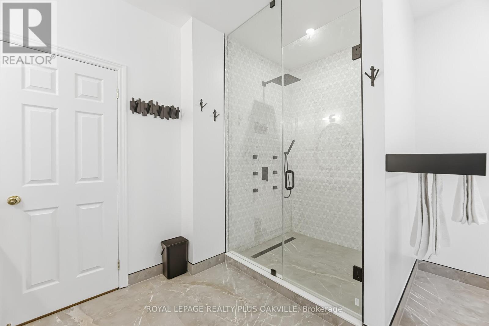 3409 Liptay Avenue, Oakville, Ontario  L6M 0M8 - Photo 25 - W13030954