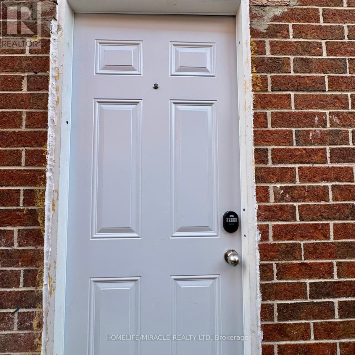 Bsmt - 4204 Perivale Road, Mississauga, Ontario  L5C 3Y5 - Photo 1 - W13030978