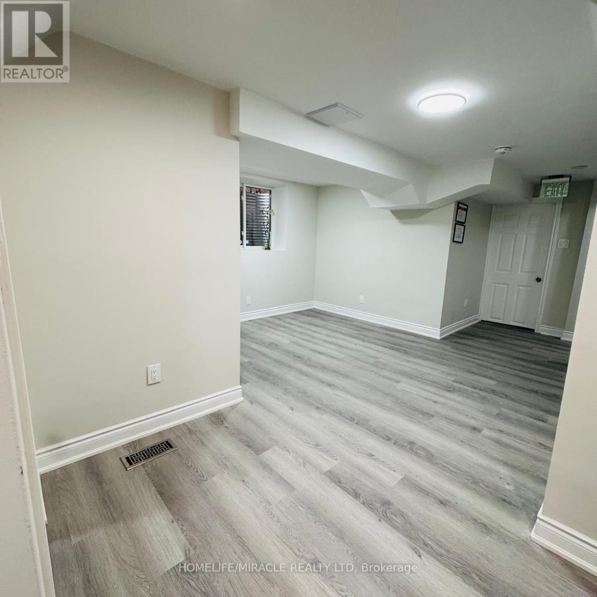 Bsmt - 4204 Perivale Road, Mississauga, Ontario  L5C 3Y5 - Photo 12 - W13030978