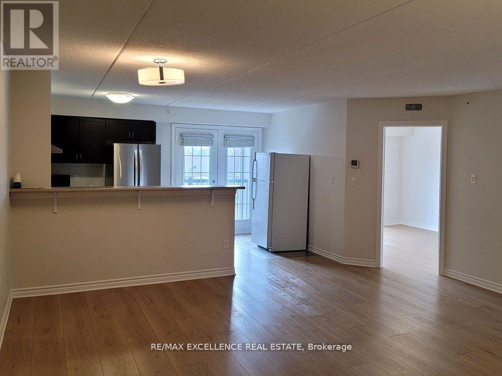 312 - 1350 Main Street E, Milton, Ontario  L9T 7S7 - Photo 2 - W13031002