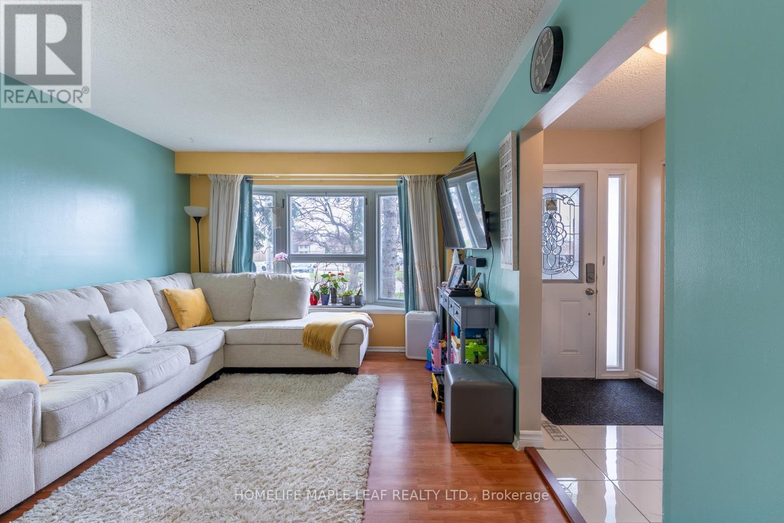 148 Hansen Road N, Brampton, Ontario  L6V 2G6 - Photo 7 - W13031036