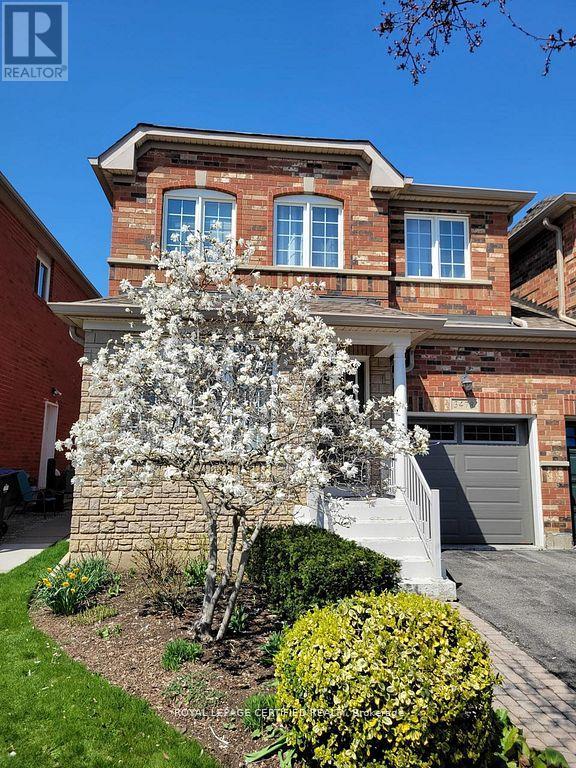 3478 Covent Crescent, Mississauga, Ontario  L5M 7K7 - Photo 2 - W13031072