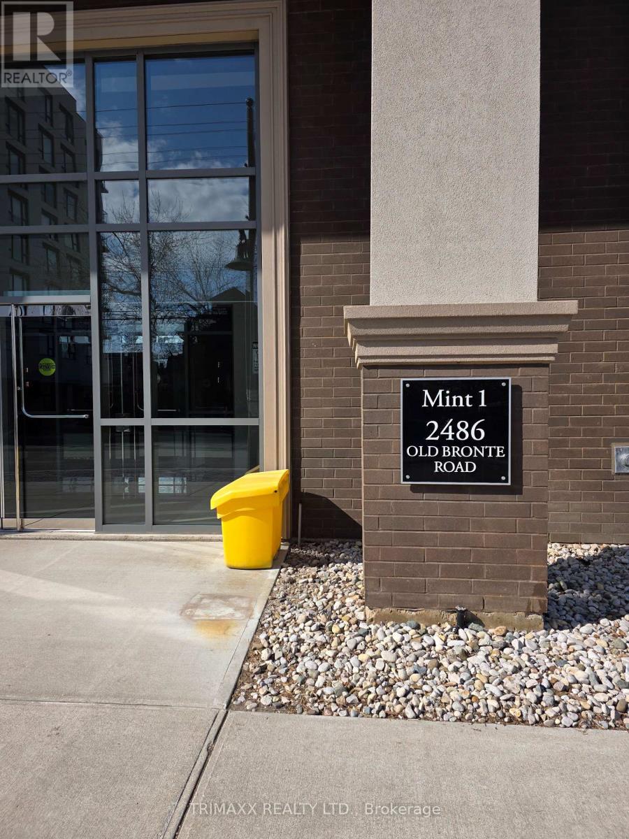 202 - 2486 Old Bronte Road Ne, Oakville, Ontario  L6M 4J2 - Photo 1 - W13031102