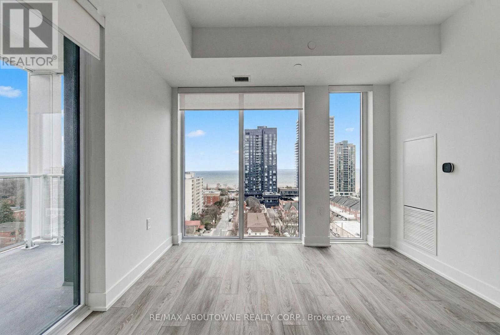 1205 - 2088 James Street, Burlington, Ontario  L7R 0H2 - Photo 19 - W13031138