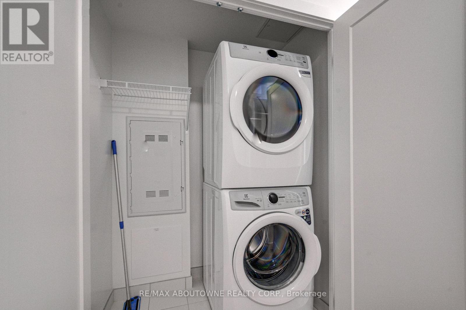 1205 - 2088 James Street, Burlington, Ontario  L7R 0H2 - Photo 27 - W13031138