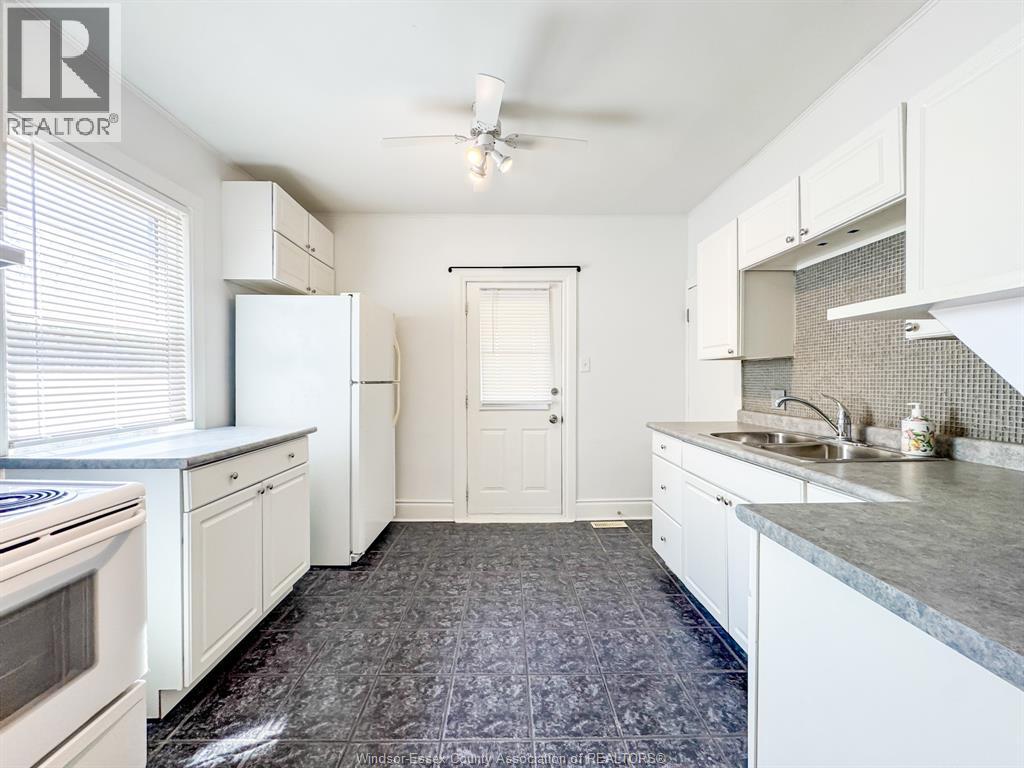 1351 Marentette Unit# Main Flr, Windsor, Ontario  N8X 4C9 - Photo 6 - 26008462