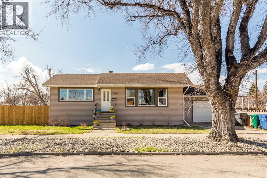 406 20 Street N, Lethbridge, Alberta  T1H 3N1 - Photo 1 - A2301592