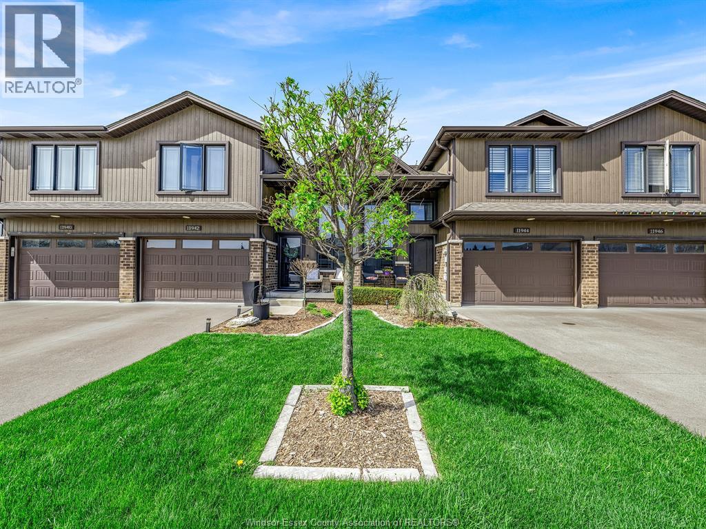 11944 THISTLEDOWN, Windsor, Ontario