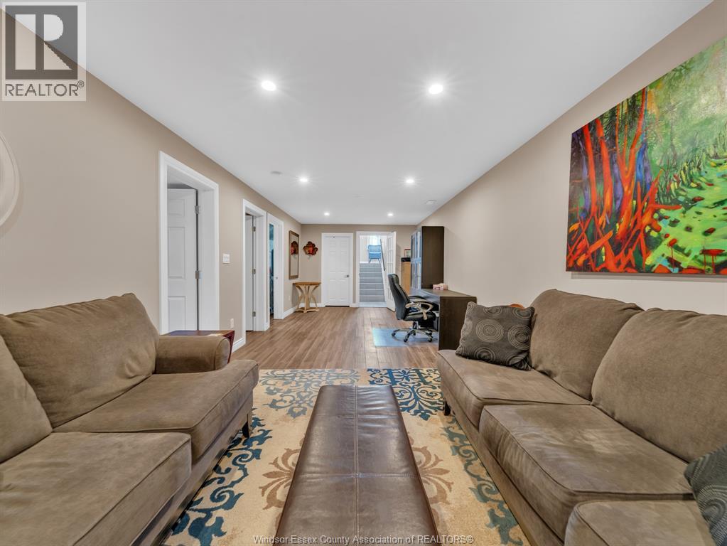 11944 Thistledown, Windsor, Ontario  N8P 0B7 - Photo 29 - 26008613