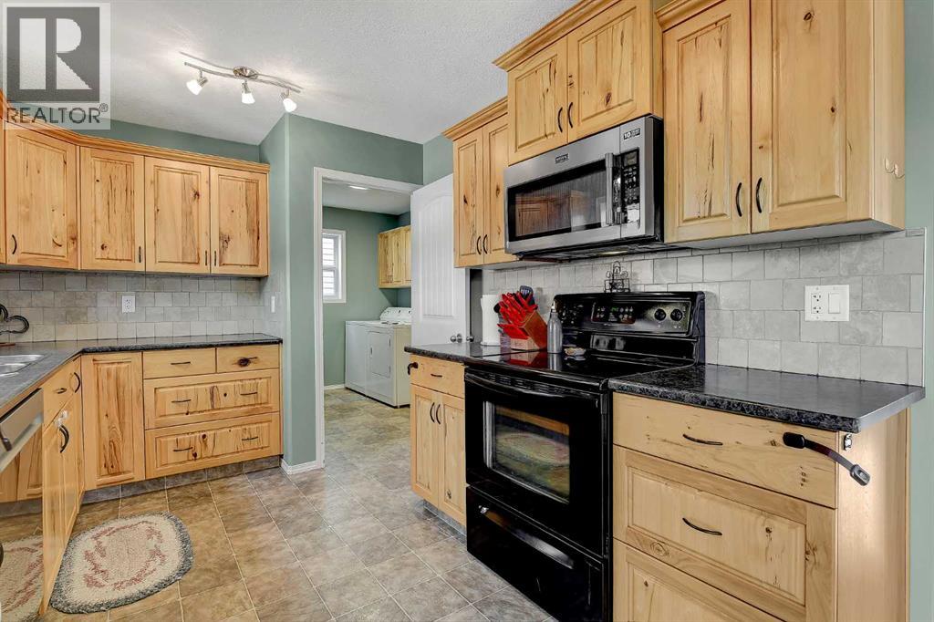 9707 101b Avenue, Sexsmith, Alberta  T0H 3C0 - Photo 7 - A2303692