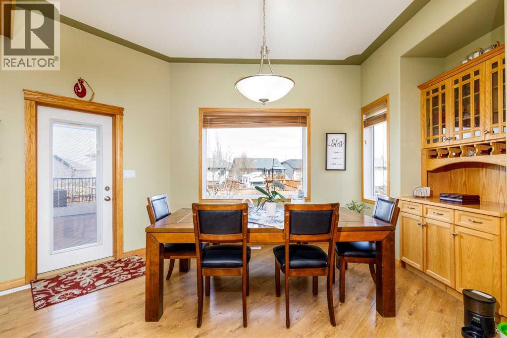 64 Lacey Close, Red Deer, Alberta  T4R 3R7 - Photo 8 - A2302916